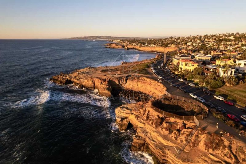 Drift along Sunset Cliffs Natural Park