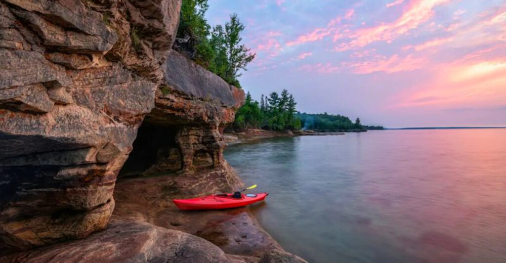 Michigan’s Hidden Paddler’s Inn: Your Gateway to Lake Superior Adventures
