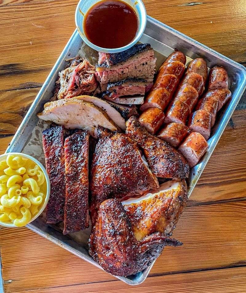 J&J Barbeque — Elm Mott