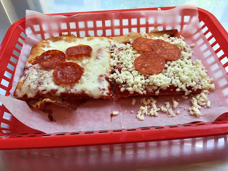 Ohio Valley–Style Pizza