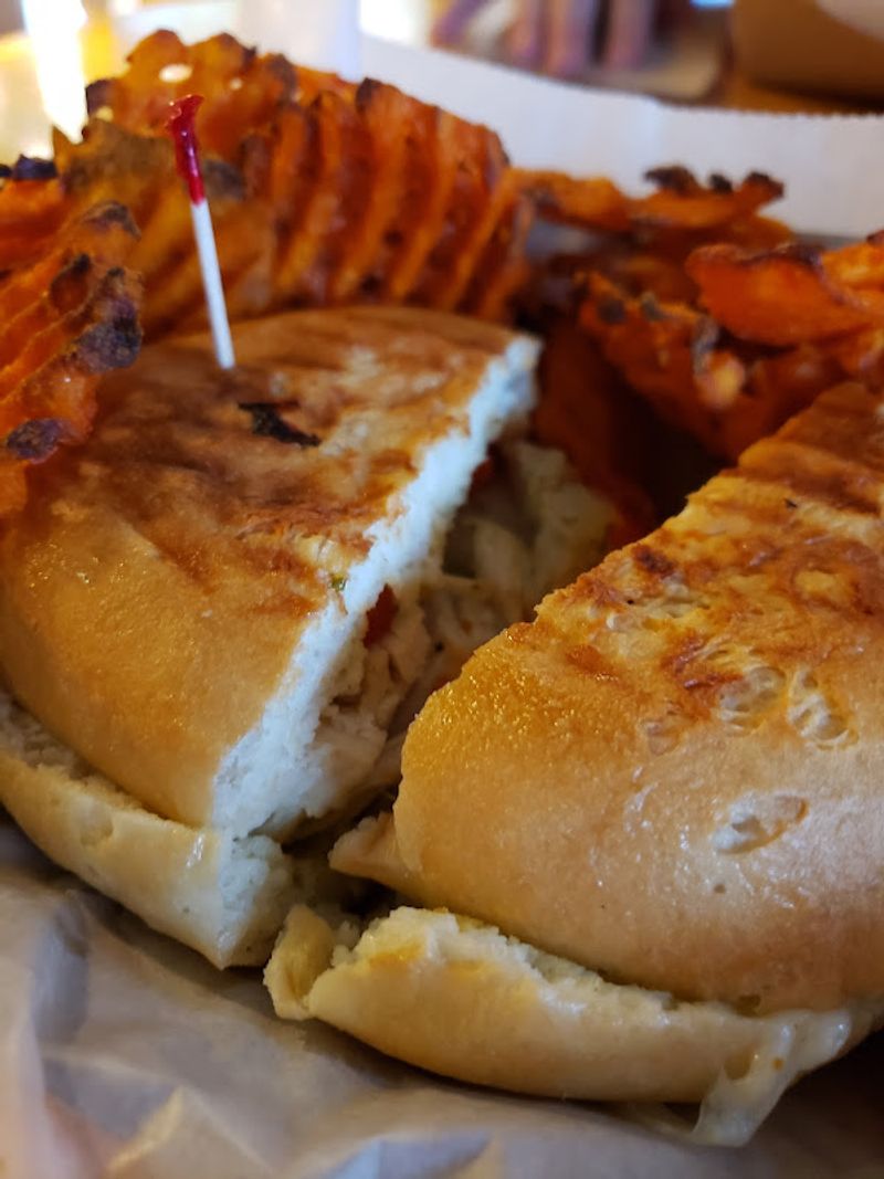 Hot Krust Panini Kitchen – Orlando
