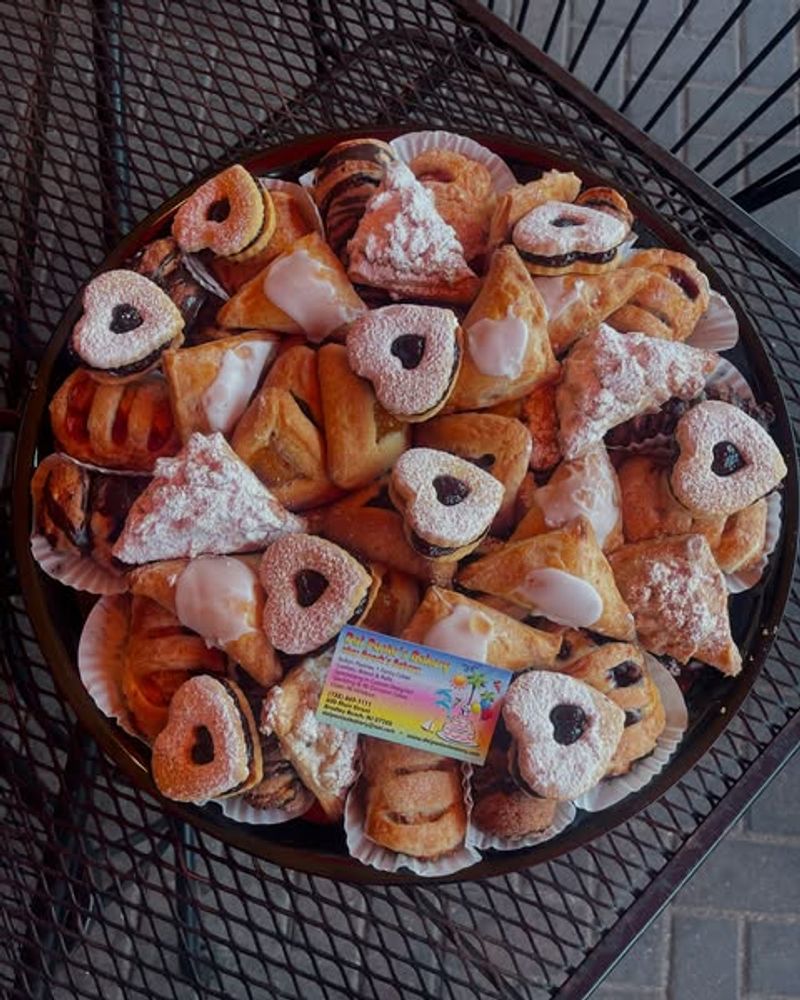 Del Ponte's Bakery — Bradley Beach
