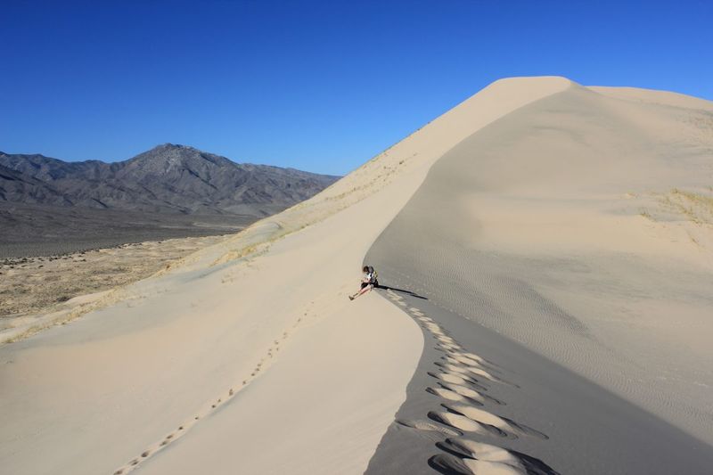 Kelso Dunes (Booming 