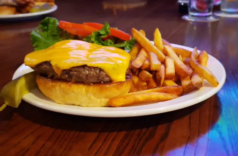 Piper's Restaurant & Tavern — Raleigh