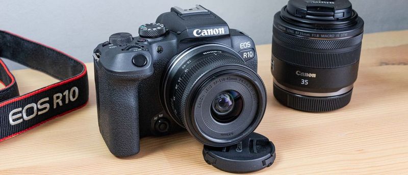 Canon EOS R10