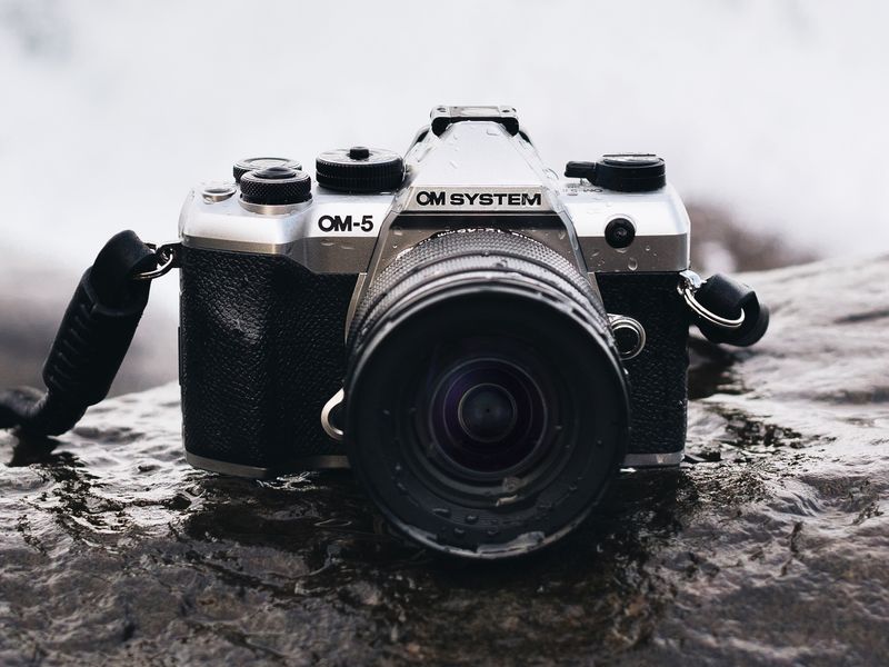 OM System OM-5 II
