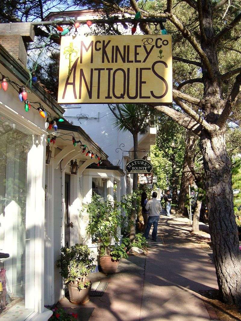 An Artists' Colony at Heart