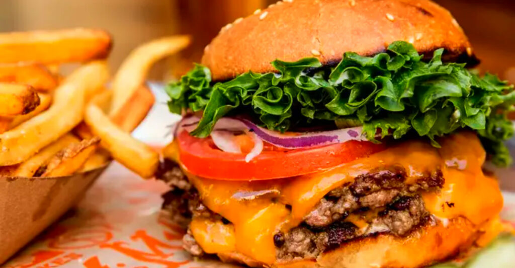 Old-School California Burger Joints Where the Sauce Hasn’t Changed Since the ’40s