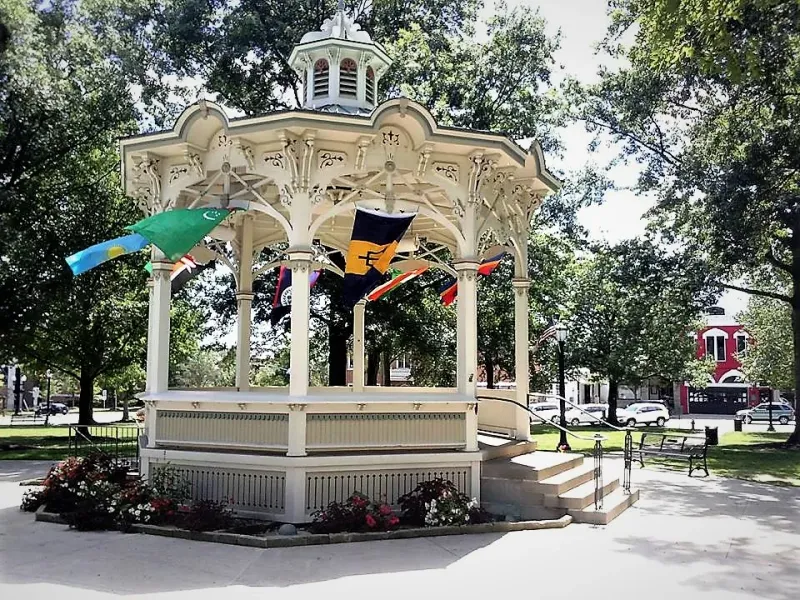 Medina Public Square (Medina)