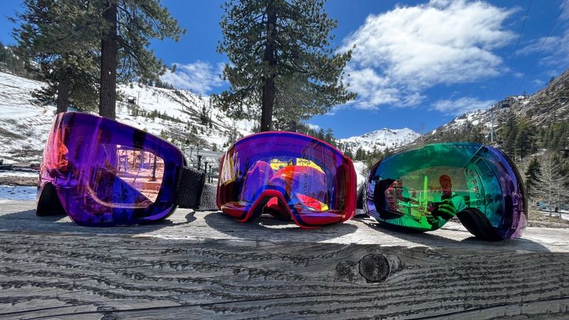 UV-Protective Snow Goggles