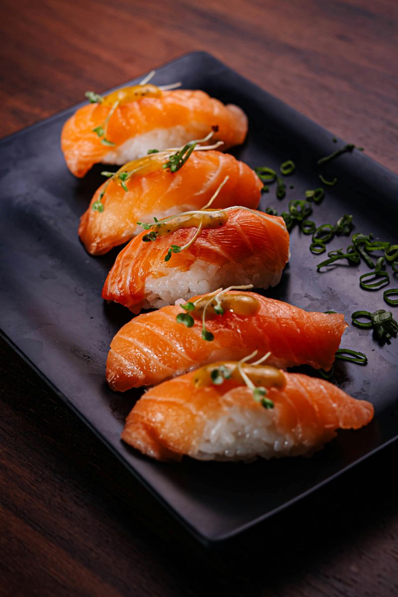 Nigiri (Salmon or Tuna)