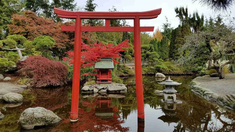 Easy Access and Escape