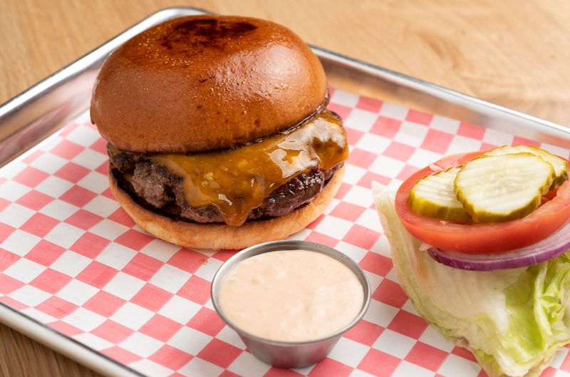 Cassell's Hamburgers — Los Angeles (Koreatown/Chinatown)