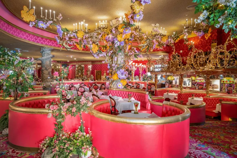 Madonna Inn – Gold Rush Steak House & Copper Café (San Luis Obispo)