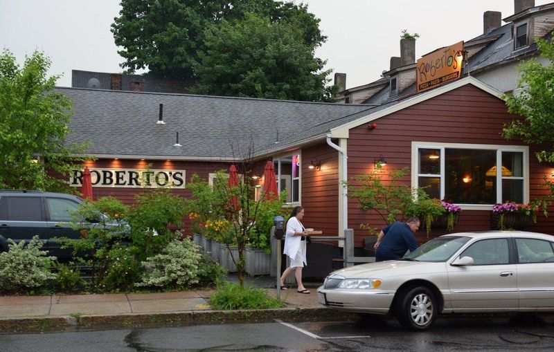 Roberto's Restaurant – Northampton