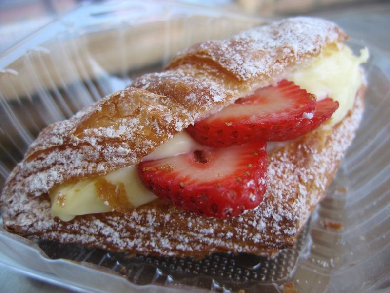Cream Pan - Tustin