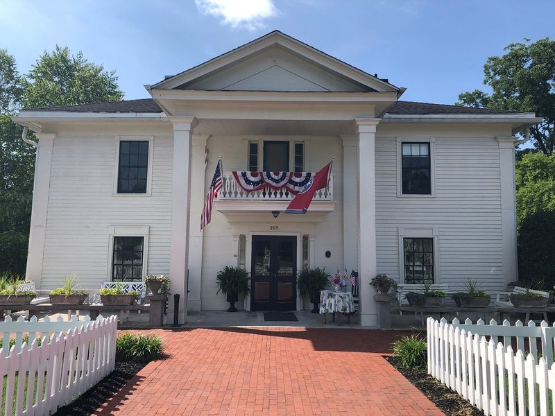 Miss Mary Bobo's Boarding House & Restaurant – Lynchburg