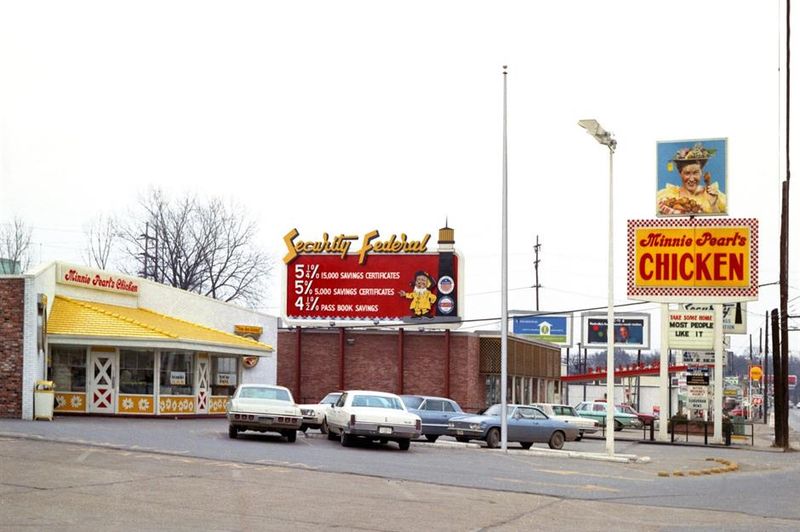Minnie Pearl's Fried Chicken