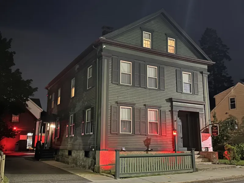 Lizzie Borden House, Fall River, Massachusetts — Museum, Tours & Overnight Stays