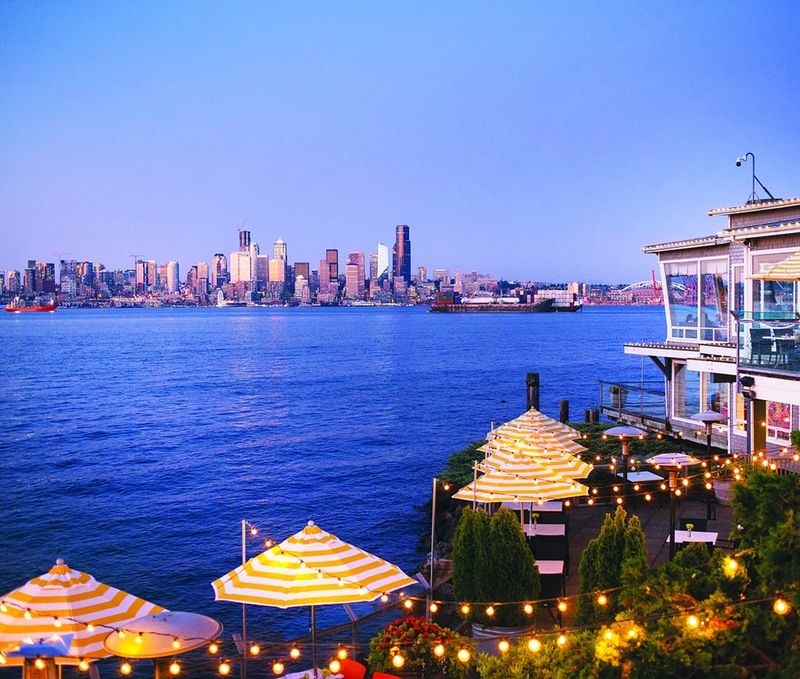 Salty's on Alki Beach (West Seattle)
