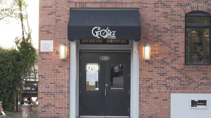 The George on the Riverwalk (Wilmington)