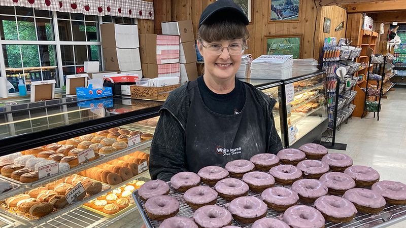 White House Fruit Farm — Canfield (Youngstown area)