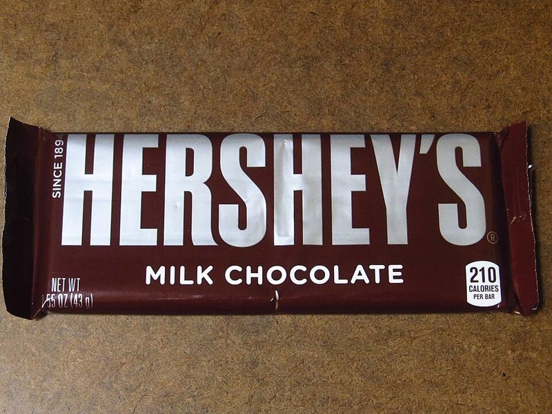 Hershey’s Chocolate Bar (1900)
