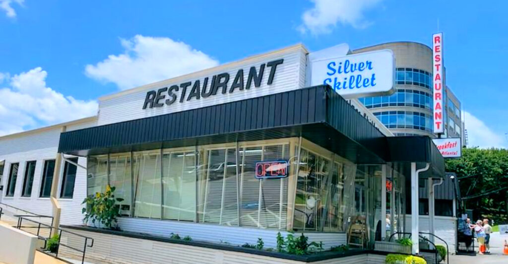 Road-Trip Eats: 12 Classic Georgia Diners Worth Every Mile
