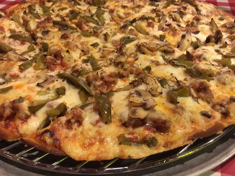 Aurelio's Pizza: The South Side Legend With a Devoted Following
