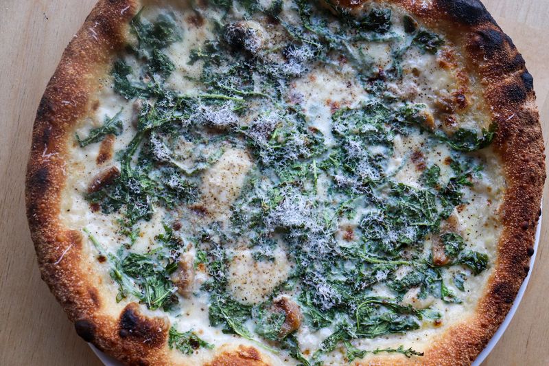 Milo & Olive – Santa Monica