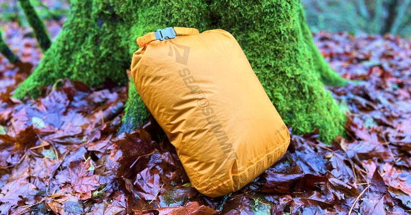 Water protection & quick-stow smalls
