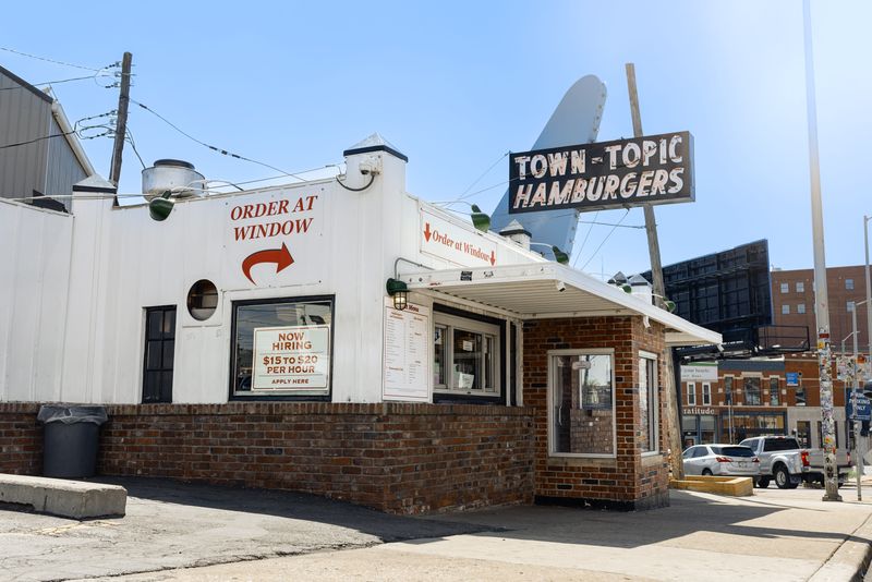 Town Topic — Kansas City, Missouri