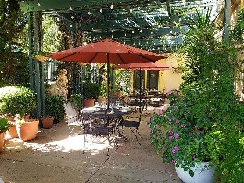 Zio Fraedo's of Vallejo