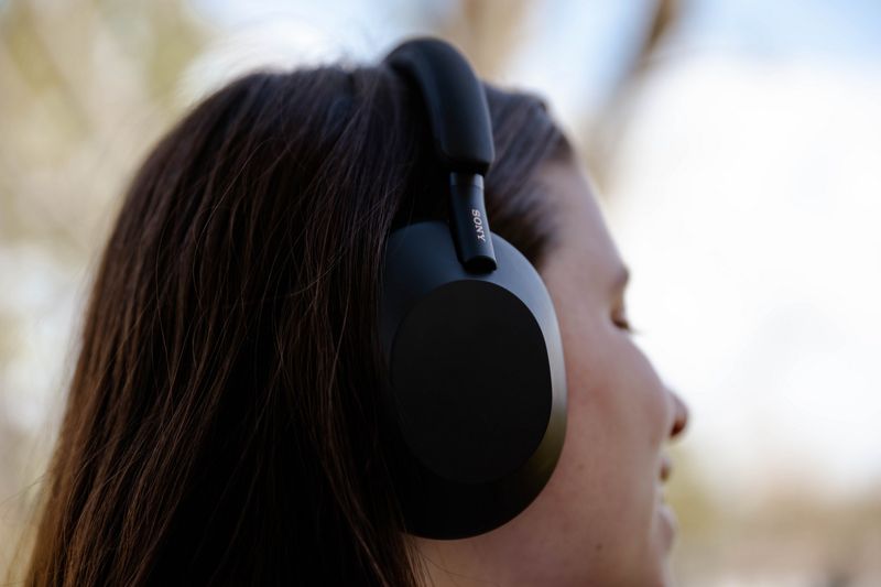 Sony WH-1000XM5