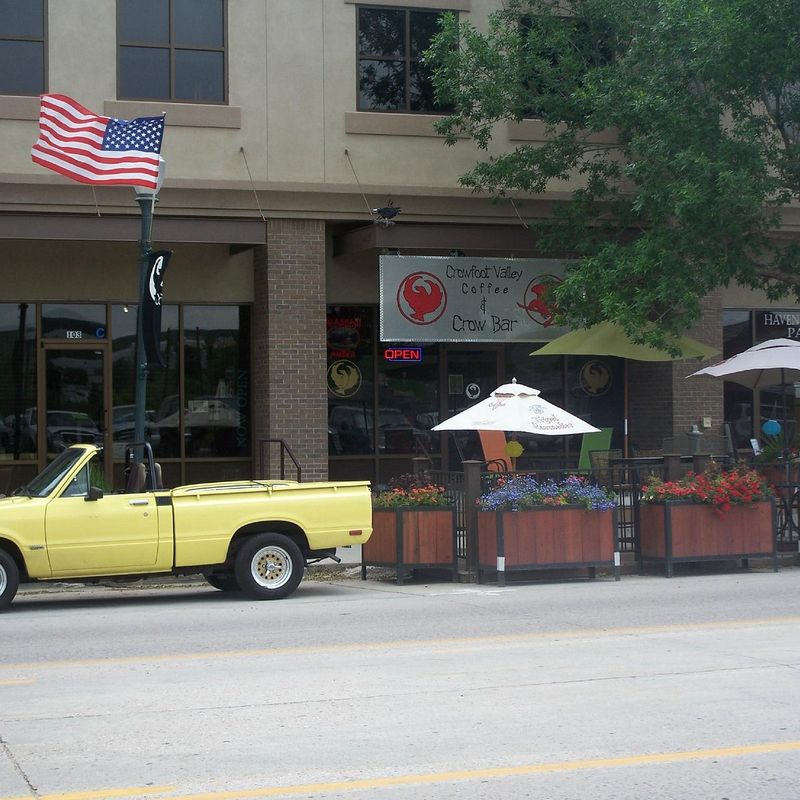 Crowfoot Valley Coffee and Crowbar – Castle Rock