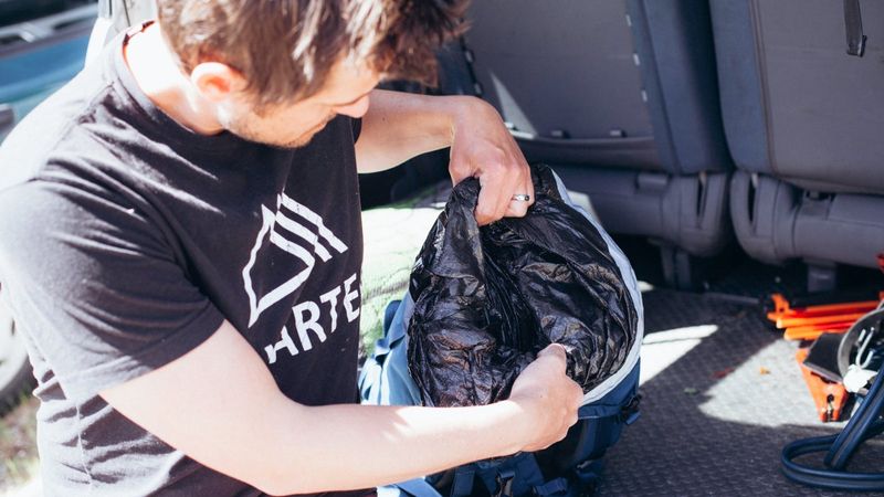 Pack liner — Trash compactor bag