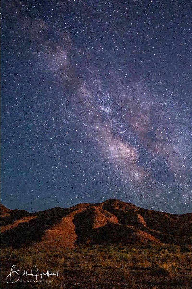 Year-round stargazing, with prime Milky Way season in summer