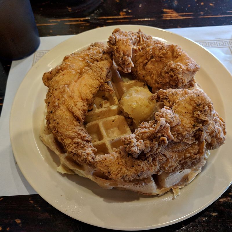 Maxine's Chicken & Waffles