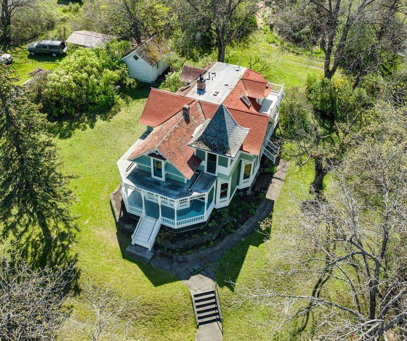 Historic Sites: Jefferson Mosier House & Mosier Mounds