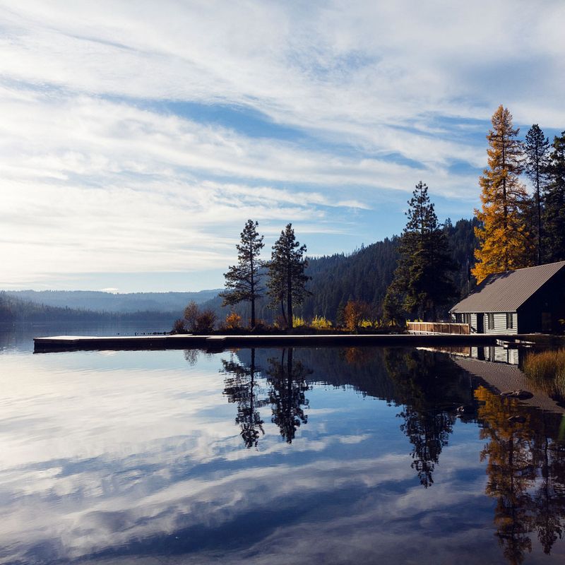 Suttle Lake