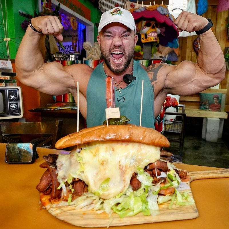 La Vecindad Pico de Gallo (Las Vegas) — Multiple Challenges (incl. Super Torta Cubana)