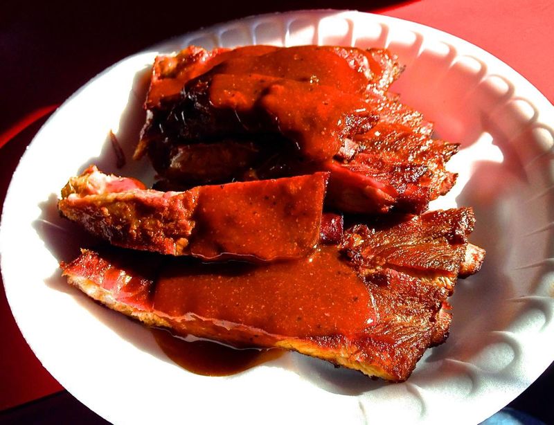 Roy’s Hickory Pit Bar-B-Q