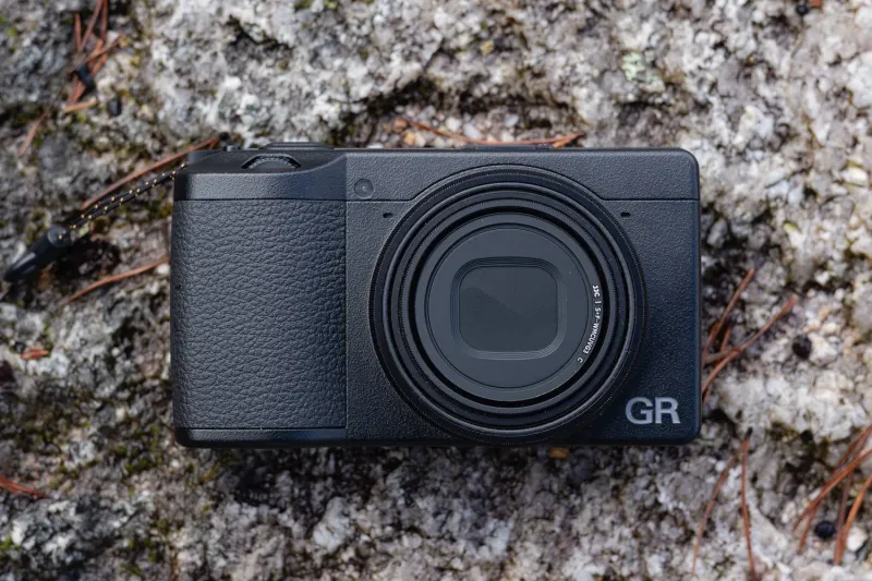 Ricoh GR IIIx — best minimalist stills camera (street-style on the trail)