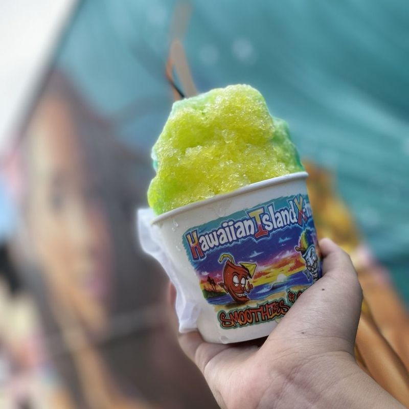 Hawaiian Island X-Treme Smoothie & Shave Ice – Kahuku, Oahu