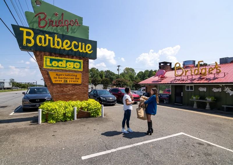 Red Bridges Barbecue Lodge – Shelby
