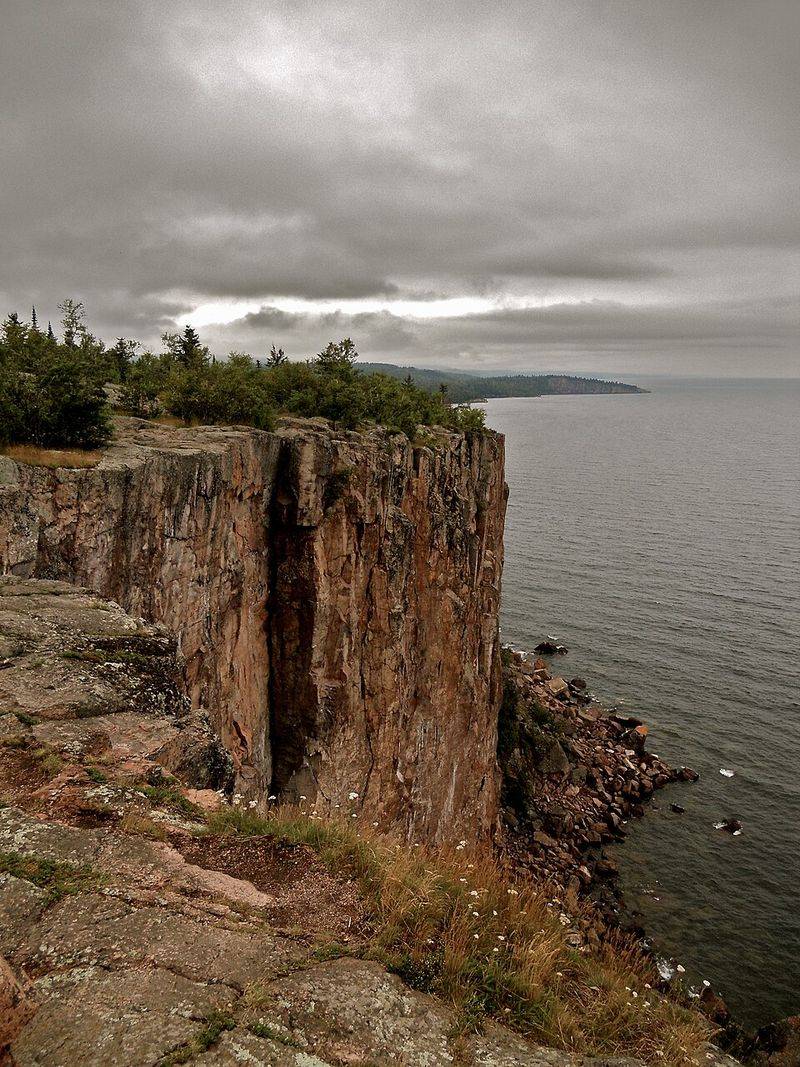 Palisade Head & nearby Shovel Point (Tettegouche State Park area)