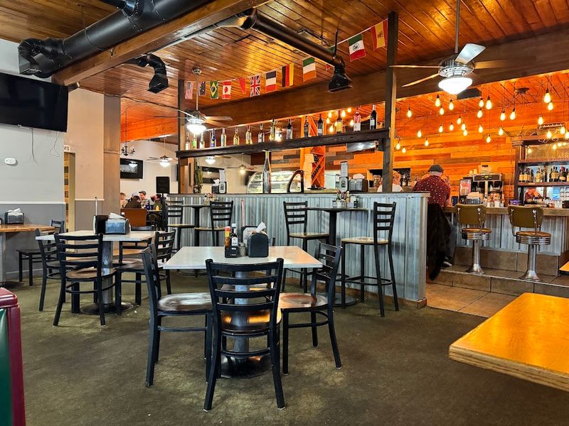 78 Main Street Dining - Lava Hot Springs