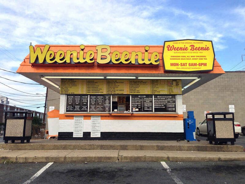 Weenie Beenie Stand (Shirlington, Virginia)