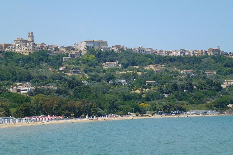 Vasto, Abruzzo — terrace town above the Golfo di Vasto