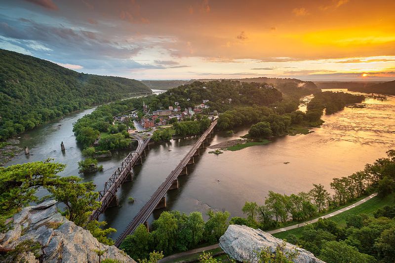 Sunrise and Sunset Views That Defy Reality